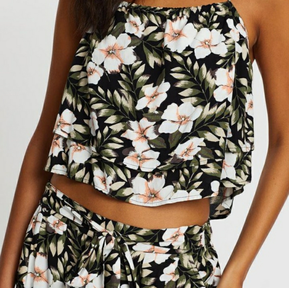 VOLCOM top blouse